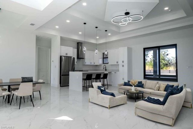 3206 14th ST SW, Lehigh Acres, FL 33976