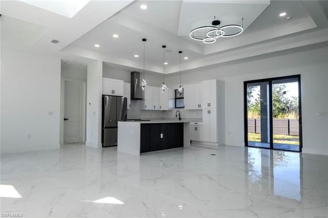 3206 14th ST SW, Lehigh Acres, FL 33976