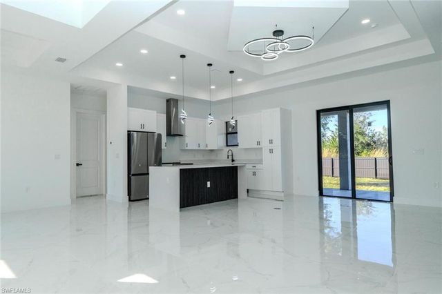 3206 14th ST SW, Lehigh Acres, FL 33976