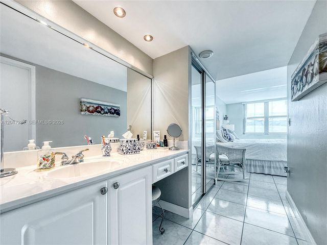 5701 Collins Avenue 1508, Miami Beach, FL 33140