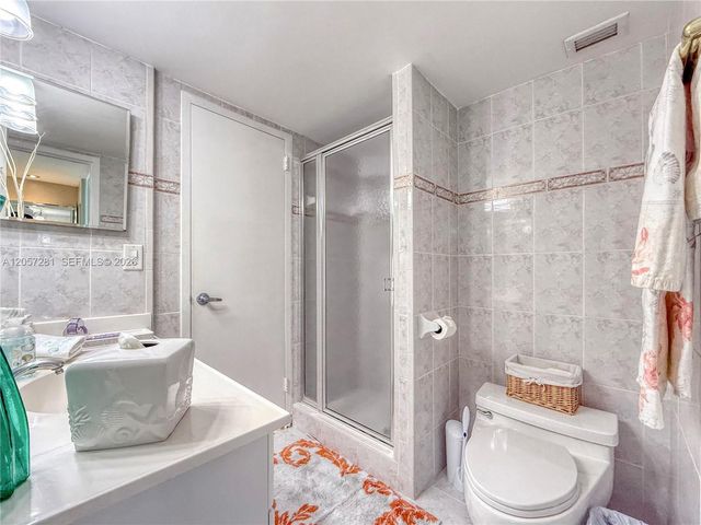 5701 Collins Avenue 1508, Miami Beach, FL 33140
