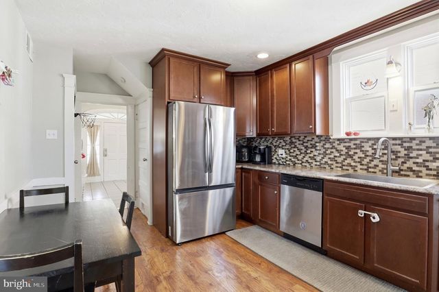 112 RUTH AVE, Hanover, PA 17331