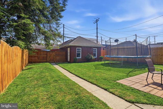112 RUTH AVE, Hanover, PA 17331