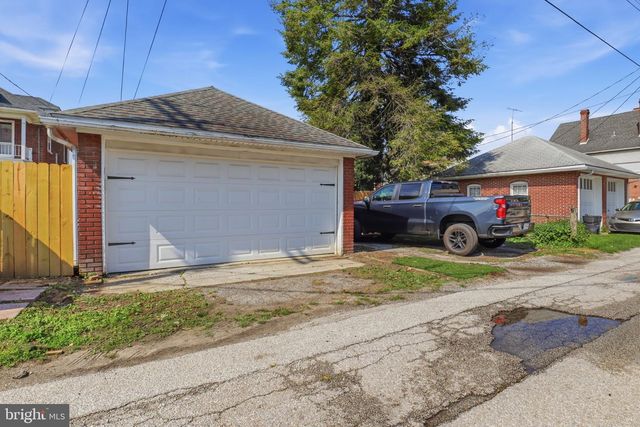 112 RUTH AVE, Hanover, PA 17331