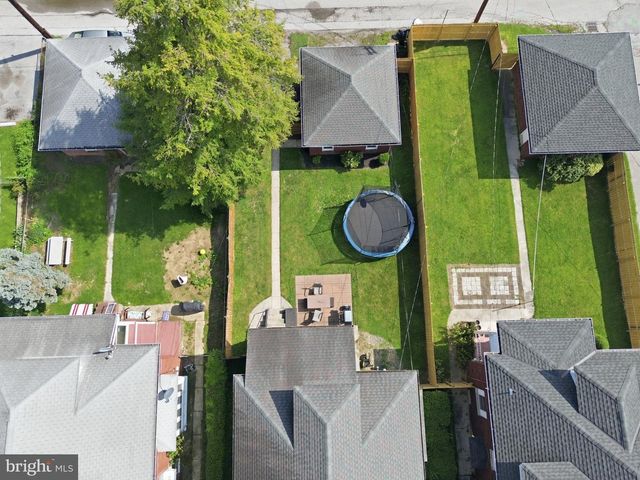 112 RUTH AVE, Hanover, PA 17331