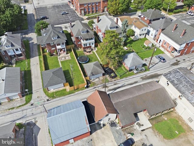 112 RUTH AVE, Hanover, PA 17331
