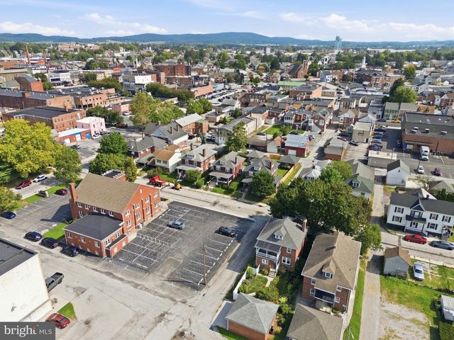 112 RUTH AVE, Hanover, PA 17331