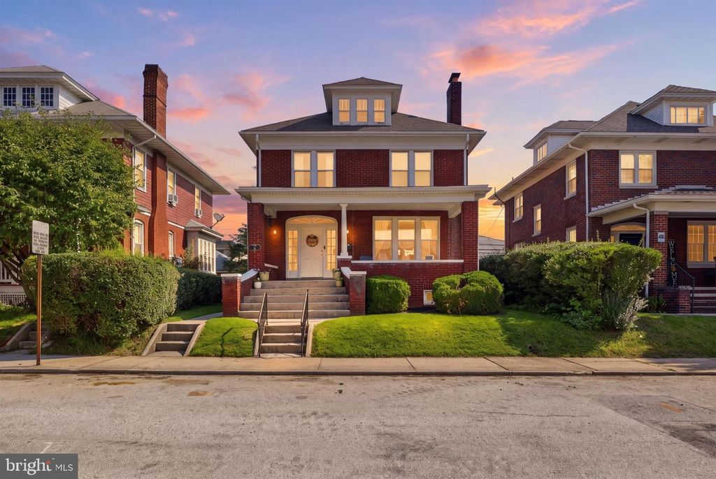 112 RUTH AVE, Hanover, PA 17331