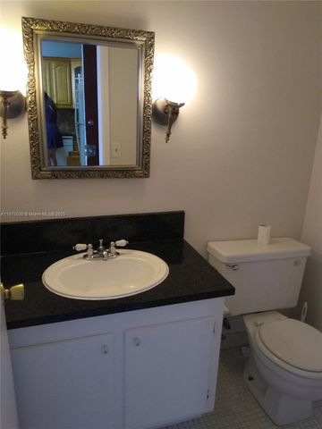 2025 NE 164th St 806, North Miami Beach, FL 33162