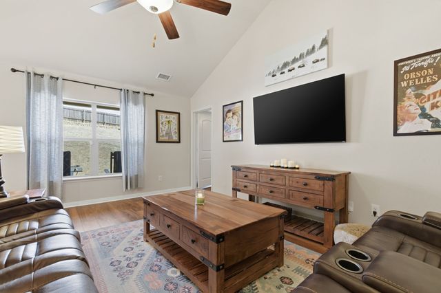 168 Bovine Drive, Newark, TX 76071