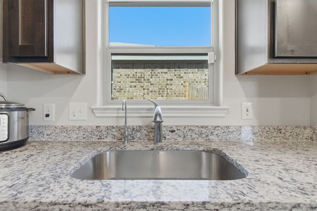 168 Bovine Drive, Newark, TX 76071