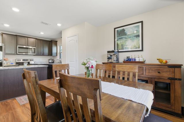 168 Bovine Drive, Newark, TX 76071