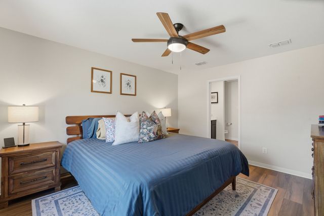 168 Bovine Drive, Newark, TX 76071