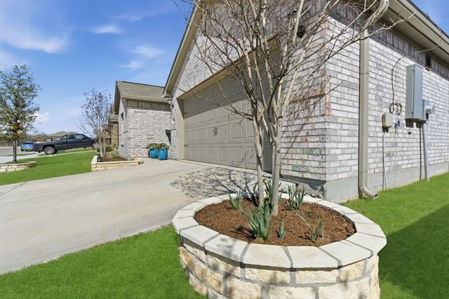 168 Bovine Drive, Newark, TX 76071