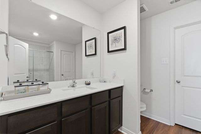 168 Bovine Drive, Newark, TX 76071