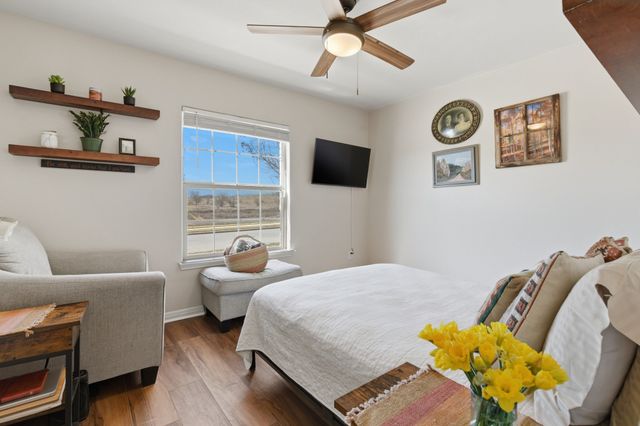 168 Bovine Drive, Newark, TX 76071