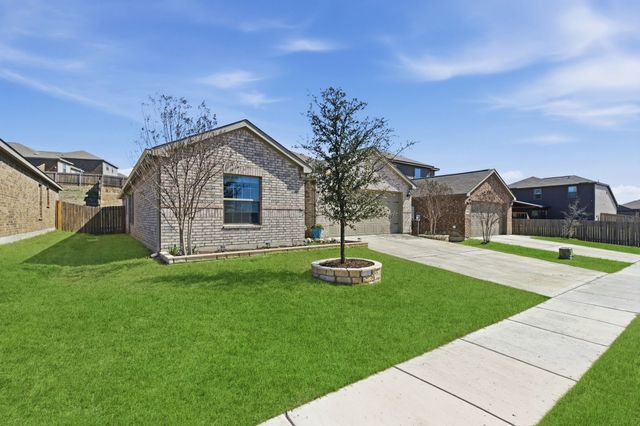 168 Bovine Drive, Newark, TX 76071