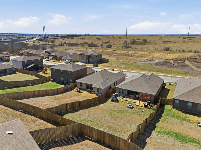 168 Bovine Drive, Newark, TX 76071