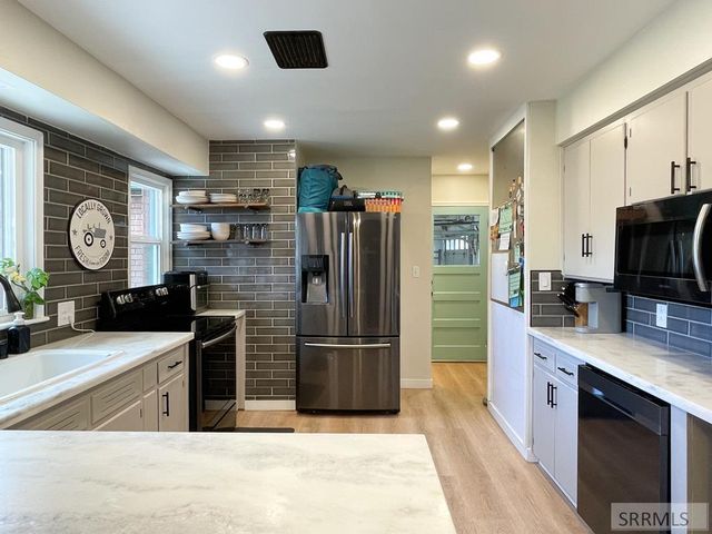 23 Horrocks Drive, Blackfoot, ID 83221