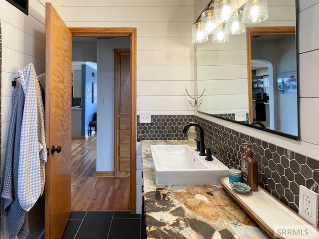 23 Horrocks Drive, Blackfoot, ID 83221