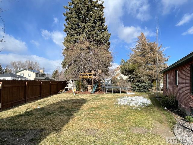 23 Horrocks Drive, Blackfoot, ID 83221