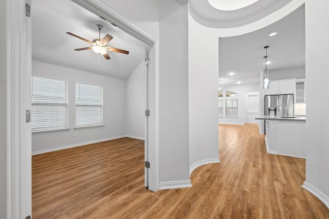 117 Switch Bud DR, Buda, TX 78610