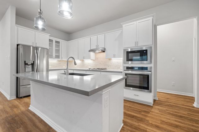 117 Switch Bud DR, Buda, TX 78610