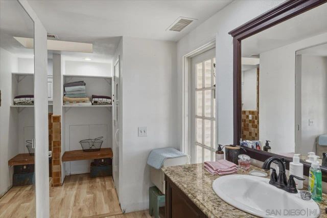 1050 Rice Canyon Rd, Fallbrook, CA 92028