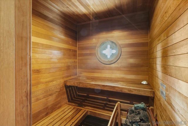 1050 Rice Canyon Rd, Fallbrook, CA 92028