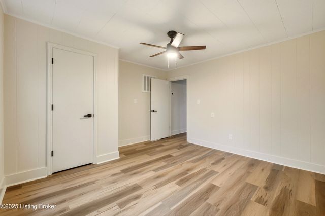 624 W Elm Rd, Radcliff, KY 40160