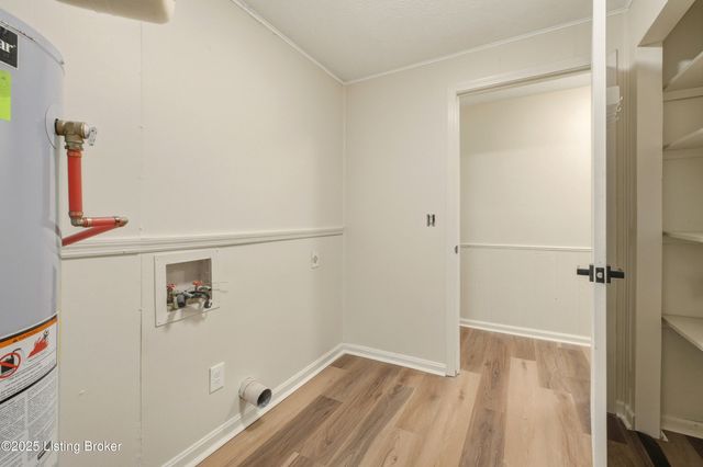 624 W Elm Rd, Radcliff, KY 40160