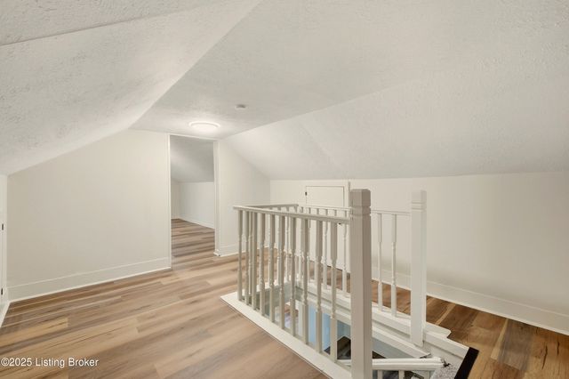 624 W Elm Rd, Radcliff, KY 40160