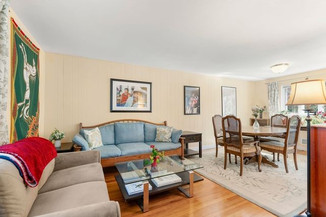 38 Grant Ave 38, Watertown, MA 02472