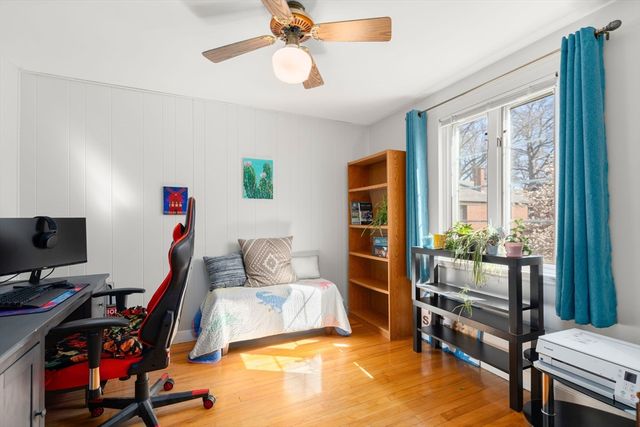 38 Grant Ave 38, Watertown, MA 02472