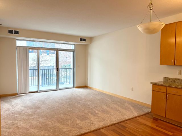 2600 University Avenue SE 106, Minneapolis, MN 55414