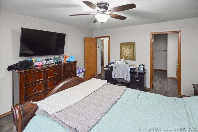 500 Quail Ridge Drive, Tahlequah, OK 74464