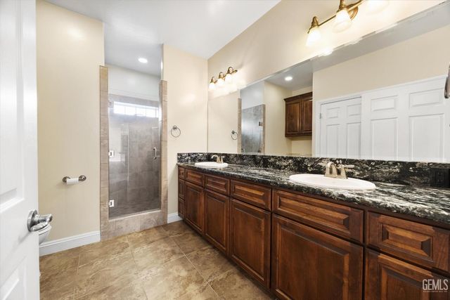 14637 Tribute Way, Bakersfield, CA 93314