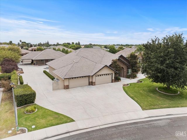 14637 Tribute Way, Bakersfield, CA 93314