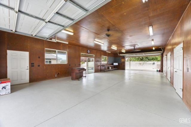 14637 Tribute Way, Bakersfield, CA 93314
