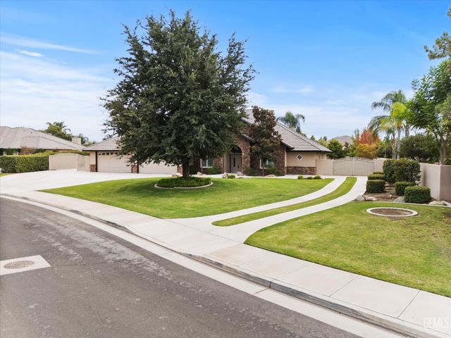14637 Tribute Way, Bakersfield, CA 93314