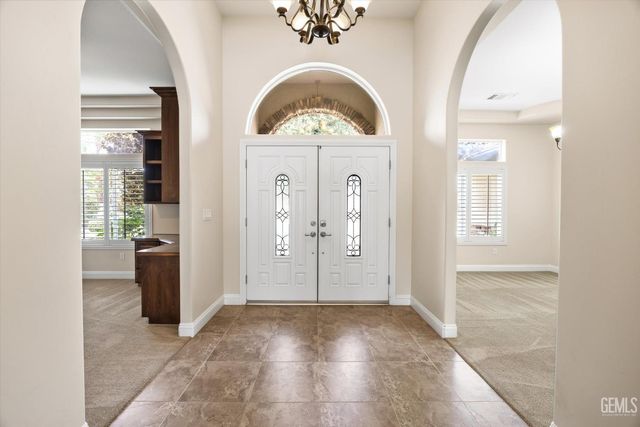 14637 Tribute Way, Bakersfield, CA 93314