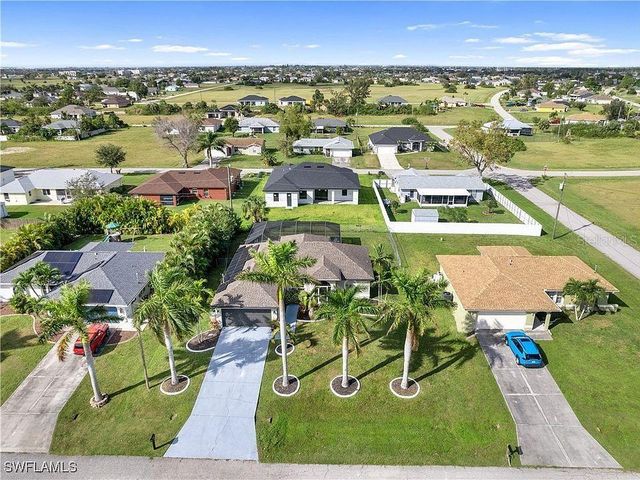 2524 NW 7TH STREET, Cape Coral, FL 33993