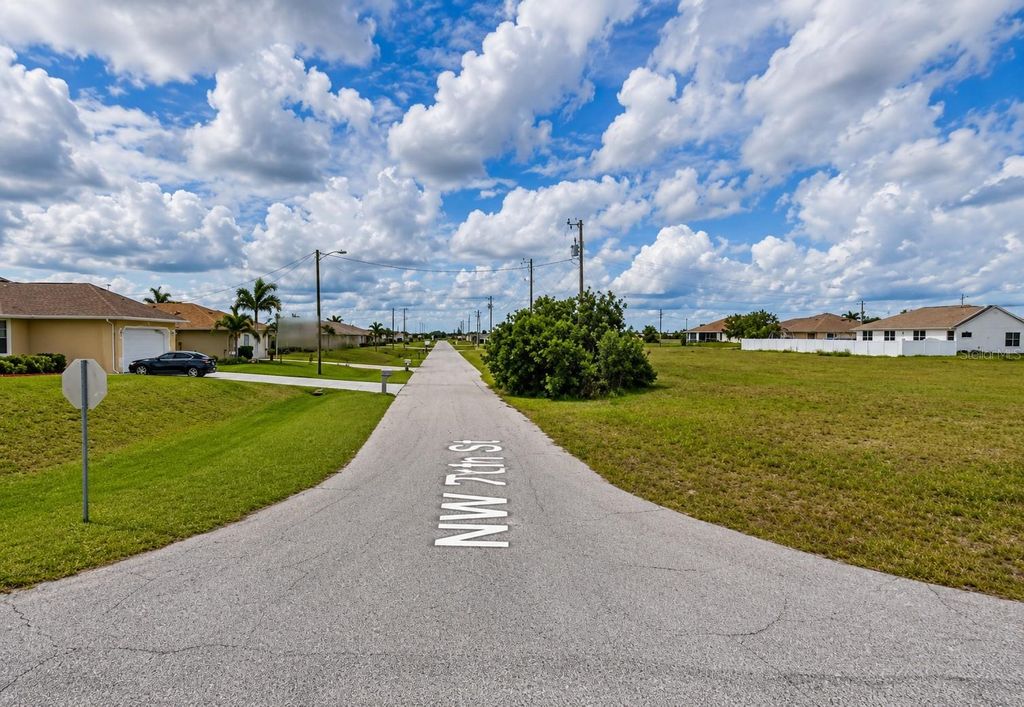 2524 NW 7TH STREET, Cape Coral, FL 33993