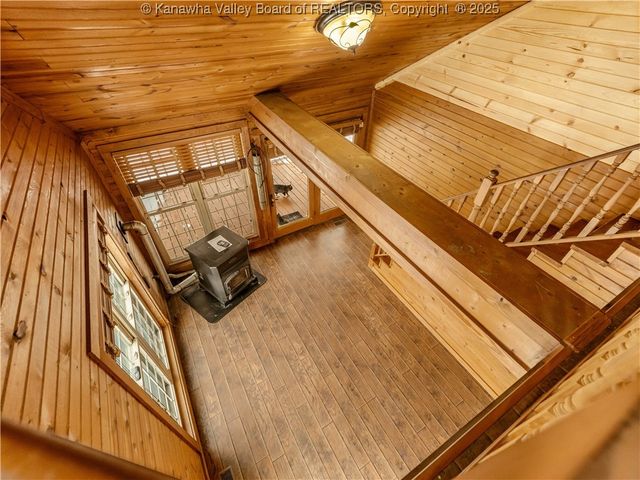 258 Erickson Drive, Gallipolis Ferry, WV 25515