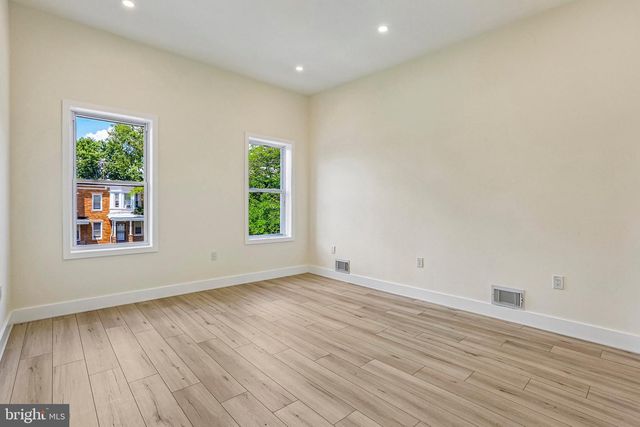 3007 PRESSTMAN ST, Baltimore, MD 21216