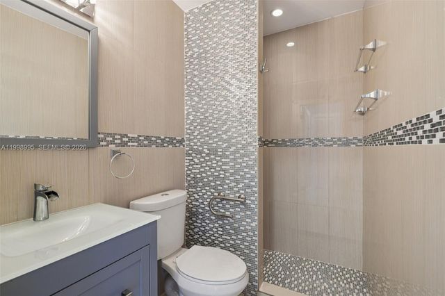 1682 NE 124th Lane, North Miami, FL 33181