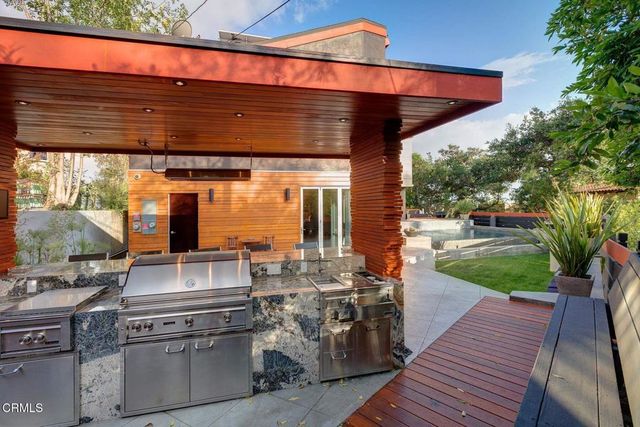 425 Anita Drive, Pasadena, CA 91105