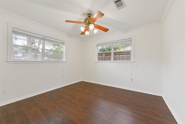 10515 Eddystone Drive, Houston, TX 77043
