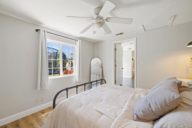 543 J St, Lincoln, CA 95648