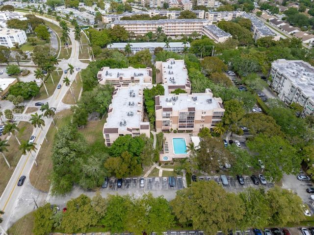 6800 Cypress Rd 513, Plantation, FL 33317